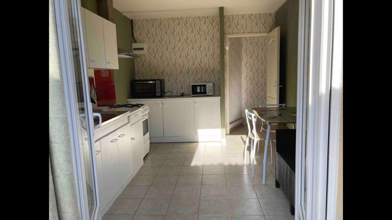 Appartement Vert, Compreignac Eksteriør bilde