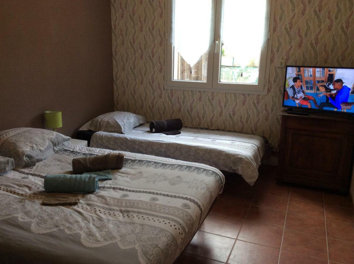 Appartement Vert, Compreignac Eksteriør bilde